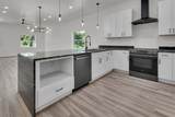 558 Wallace Street - Photo 9