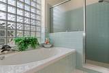 370 Barclay Court - Photo 15