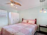 10033 Wellington Avenue - Photo 35