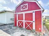 10033 Wellington Avenue - Photo 45