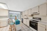 395 Poinsettia - Photo 10