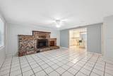 395 Poinsettia - Photo 4