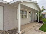 10029 Freestone Lane - Photo 11
