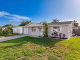 10029 Freestone Lane - Photo 3