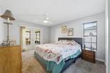 7822 Holiday Drive - Photo 15