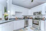 6911 Oakcrest Way - Photo 19