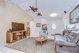 6911 Oakcrest Way - Photo 8