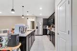 4943 Royal Point Avenue - Photo 8
