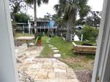 2215 Hunt Point - Photo 37