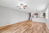9421 Trumpet Vine Loop - Photo 15