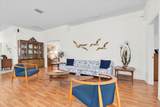 11250 Hollander Avenue - Photo 6