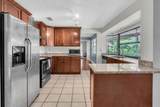 914 Harbor Circle - Photo 15