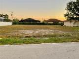312 19TH Lane - Photo 4