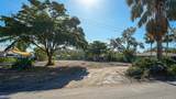660 Longview Drive - Photo 2