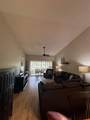 4570 Weybridge - Photo 6