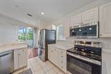7312 Eleanor Circle - Photo 15