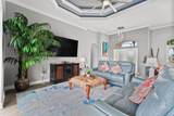 360 Capri Isles Court - Photo 14