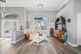 360 Capri Isles Court - Photo 16