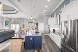 360 Capri Isles Court - Photo 19