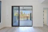 2335 Oak Terrace - Photo 15