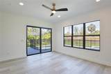 2335 Oak Terrace - Photo 23
