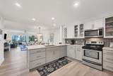 2100 Benjamin Franklin - Photo 12