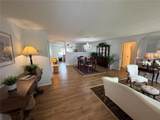 3752 Collins Street - Photo 10