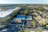 390 301 Boulevard - Photo 32