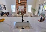 2475 Bay Street - Photo 15