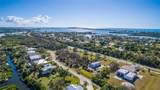 10071 Creekside Drive - Photo 11