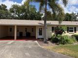 390 301 Boulevard - Photo 1