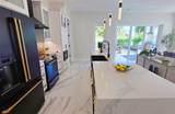 1156 Cocoanut Avenue - Photo 12
