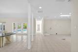 7108 Midnight Pass Road - Photo 30
