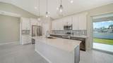 6227 Tropicaire Boulevard - Photo 7