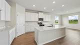 1851 Browning Loop - Photo 4