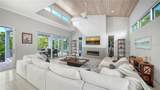 705 Jungle Queen Way - Photo 8