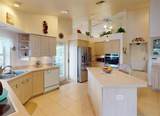 198 Coblentz Street - Photo 15