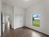 12156 Wellington Avenue - Photo 32