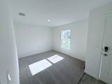 25 Round Thorn Drive - Photo 3