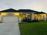 260 Rotonda Boulevard - Photo 1