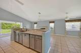 13440 Pembroke Circle - Photo 11
