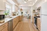 22506 Glen Avenue - Photo 13