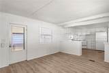 1517 Avenue C - Photo 2