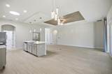 209 Hawthorn Avenue - Photo 10