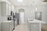 209 Hawthorn Avenue - Photo 19