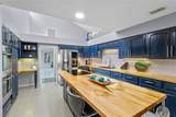2918 Cocovia Way - Photo 11
