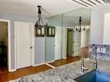 2942 Poplar Avenue - Photo 13