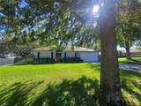 2236 Lake Pointe Circle - Photo 2