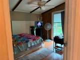 186 Gladys Avenue - Photo 15