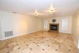 2556 Roslyn Lane - Photo 17